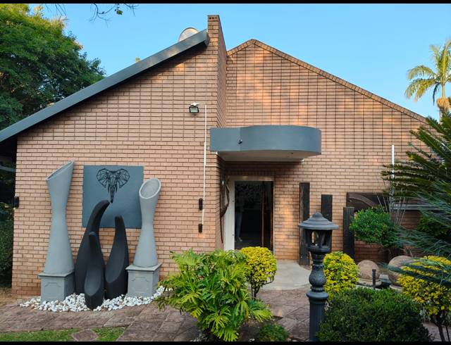 4 BEDROOM HOUSE FOR SALE IN CASHAN
